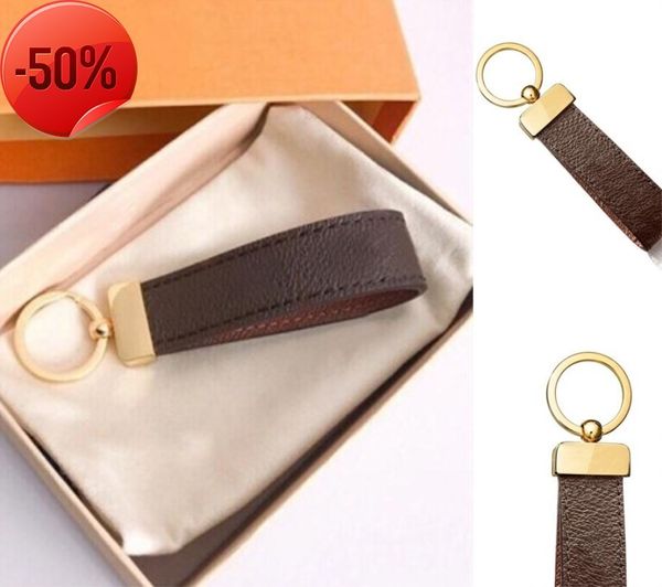 2022 designer keychain key chain buckle keychains lovers handmade leather keyring pendant accessories 5 color with box dust bag, Silver
2022 designer keychain key chain buckle keychains lovers handmade leather keyring pendant accessories 5 color with box dust bag, Silver