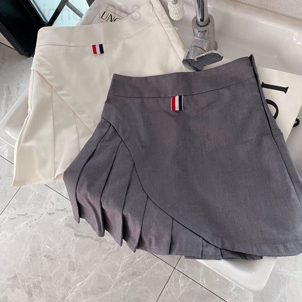 skirts designer tb pleated skirt half female summer net red gray high waist irregular a-word anti light suit student x0h6, Black
skirts designer tb pleated skirt half female summer net red gray high waist irregular a-word anti light suit student x0h6, Black
