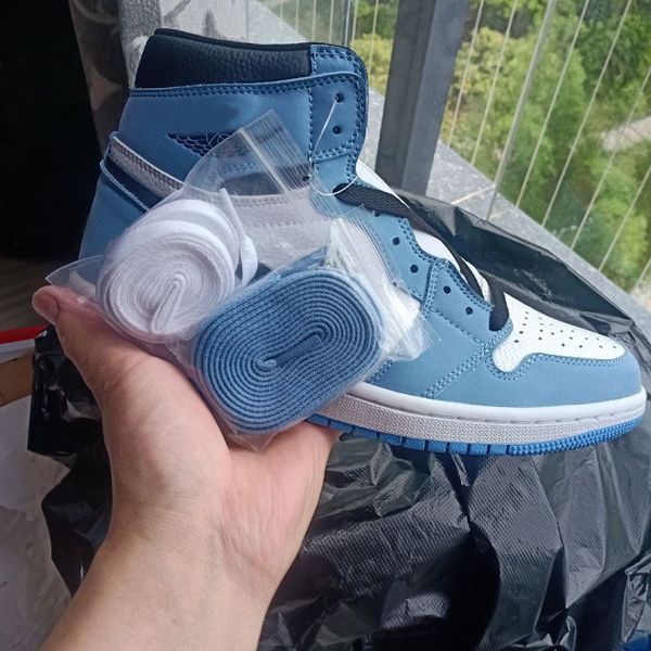 released 1high university blue basketball shoes jumpman hyper royal trainers sneakers 36--46
released 1high university blue basketball shoes jumpman hyper royal trainers sneakers 36--46