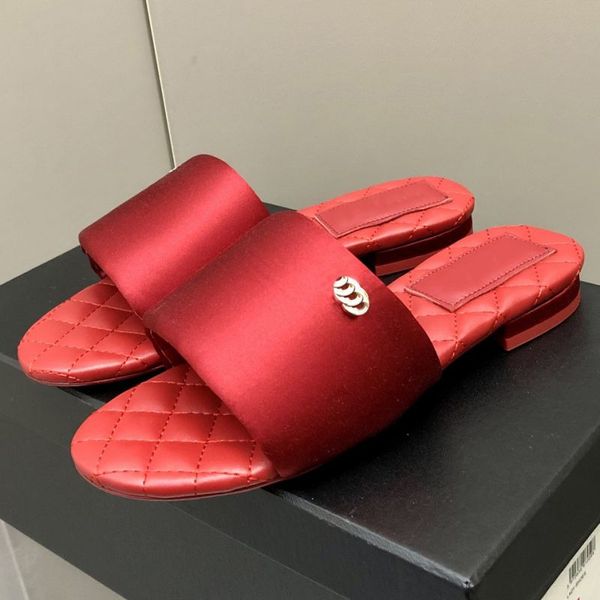 designer women slippers candy-colored slippers silk causal flat sandals size :35-40, Black
designer women slippers candy-colored slippers silk causal flat sandals size :35-40, Black