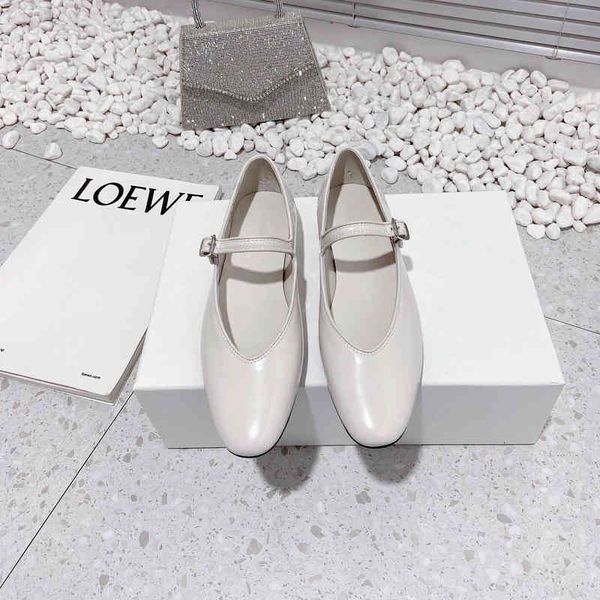 dress shoes mary jane women's shoes spring shallow mouth single french comfortable flat bottom summer temperament heel small leather, Black
dress shoes mary jane women's shoes spring shallow mouth single french comfortable flat bottom summer temperament heel small leather, Black
