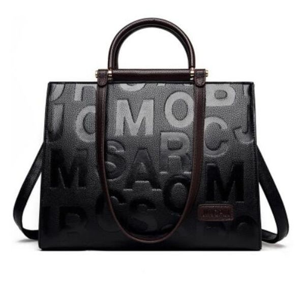 2022 new high qulity designers bags classic womens handbags ladies composite tote genuine leather clutch shoulder bag female purse lady back
2022 new high qulity designers bags classic womens handbags ladies composite tote genuine leather clutch shoulder bag female purse lady back