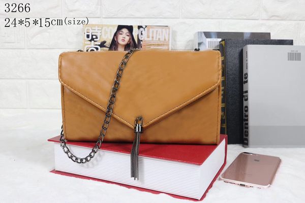 2022 luxury designer bag chain wallet handbag woman cross body quilted pu leather shaped handbags shoulder purse messenger bags tote black
2022 luxury designer bag chain wallet handbag woman cross body quilted pu leather shaped handbags shoulder purse messenger bags tote black