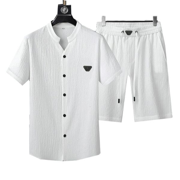 2022 new luxury designer print fashion casual summer round neck short sleeve t-shirt shirt shorts sportswear set, White;black
2022 new luxury designer print fashion casual summer round neck short sleeve t-shirt shirt shorts sportswear set, White;black