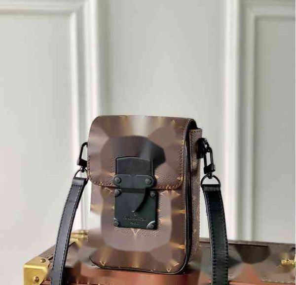 m81522 s-lock wallet phone case luxury brand designer shoulder bag messenger bag clutches real leather evening pouches mini belt bags long w
m81522 s-lock wallet phone case luxury brand designer shoulder bag messenger bag clutches real leather evening pouches mini belt bags long w