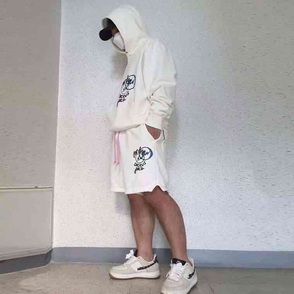 men's fashion trend new personality casual brand shorts wholesale lightning loose drawstring beach sports 5-point pants women's, White;black
men's fashion trend new personality casual brand shorts wholesale lightning loose drawstring beach sports 5-point pants women's, White;black
