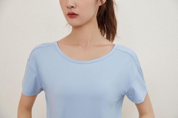 yoga outfit women's shirt sports women loose short-sleeved breathable t-shirt summer net red fitness clothes
yoga outfit women's shirt sports women loose short-sleeved breathable t-shirt summer net red fitness clothes