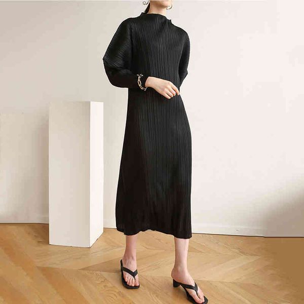 casual dresses woman pleated midi dress half high collar batwing sleeve elastic waist causal style elegant spring fashion 15ak008 zltz, Black;gray
casual dresses woman pleated midi dress half high collar batwing sleeve elastic waist causal style elegant spring fashion 15ak008 zltz, Black;gray