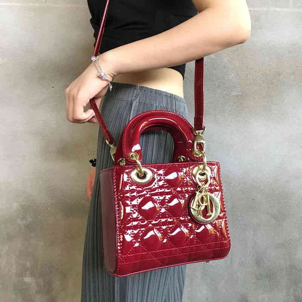 style new women's small fragrance handbag diana chain single shoulder diagonal mini michael waist fanny pack backpacks bags
style new women's small fragrance handbag diana chain single shoulder diagonal mini michael waist fanny pack backpacks bags