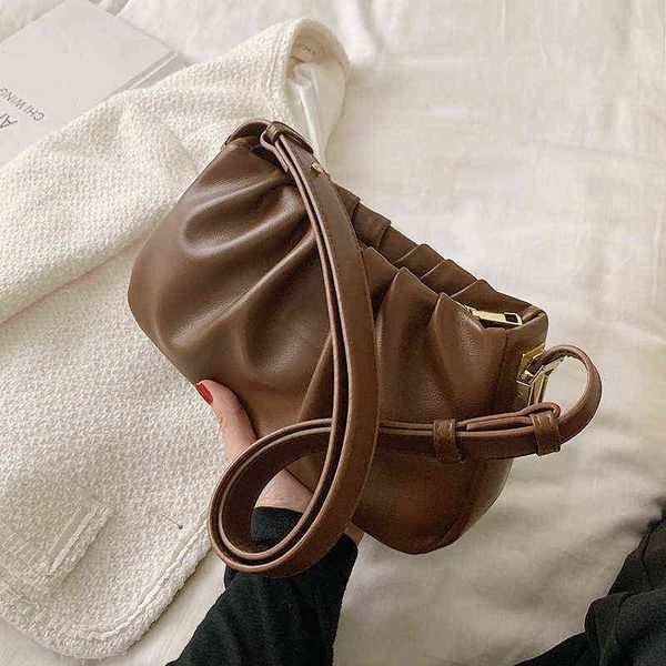 retro pu leather small armpit shoulder bags with pleats for women 2022 winter handbag and purses folds crossbody bag black brown y220413
retro pu leather small armpit shoulder bags with pleats for women 2022 winter handbag and purses folds crossbody bag black brown y220413