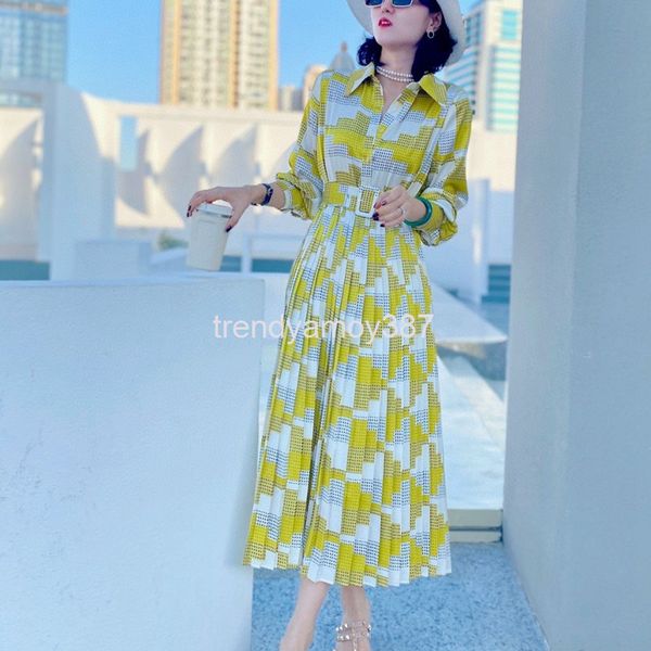 casual dresses women's spring dress chiffon print elastic waist lace up big swing shirt pleated skirt, Black;gray
casual dresses women's spring dress chiffon print elastic waist lace up big swing shirt pleated skirt, Black;gray