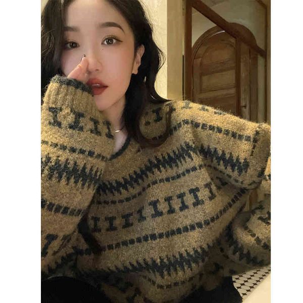 women's sweaters casual lazy wind round neck pullover rhomboid sweater female design sense of minority spring and autumn loose outer we, White;black
women's sweaters casual lazy wind round neck pullover rhomboid sweater female design sense of minority spring and autumn loose outer we, White;black