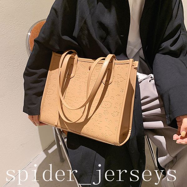 women's bag 2021 handbag new high-end sense niche caramel small square bag messenger bags 2049#, Black;red
women's bag 2021 handbag new high-end sense niche caramel small square bag messenger bags 2049#, Black;red