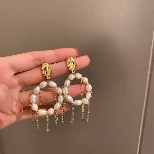 925 silver needle freshwater pearl ear studs korean niche mori style classic style earrings simple and stylish personality eardrop for wome, Golden
925 silver needle freshwater pearl ear studs korean niche mori style classic style earrings simple and stylish personality eardrop for wome, Golden