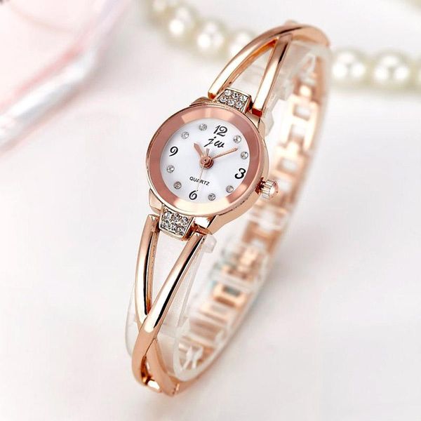 wristwatches fashion rhinestone women's watches luxury stainless steel bracelet simple quartz clock relogio femininowristwatches, Slivery;brown
wristwatches fashion rhinestone women's watches luxury stainless steel bracelet simple quartz clock relogio femininowristwatches, Slivery;brown