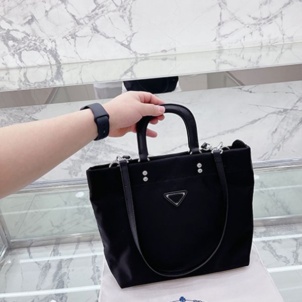 multicolor 2022 women's shoulder bag nylon tote bags handbags vintage hobo armpit fashion versatile single messenger bag p's
multicolor 2022 women's shoulder bag nylon tote bags handbags vintage hobo armpit fashion versatile single messenger bag p's