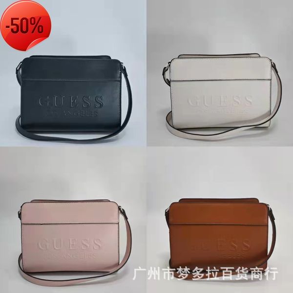 luxury designergs home 2022 new fashion women's trend solid color texture single shoulder messenger small square bag
luxury designergs home 2022 new fashion women's trend solid color texture single shoulder messenger small square bag
