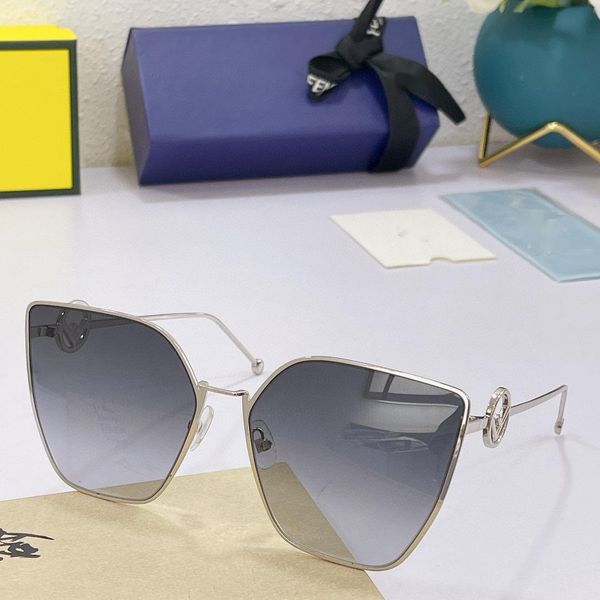 sunglasses for women men summer 0323 style anti-ultraviolet retro plate square full frame fashion eyeglasses random box, White;black
sunglasses for women men summer 0323 style anti-ultraviolet retro plate square full frame fashion eyeglasses random box, White;black