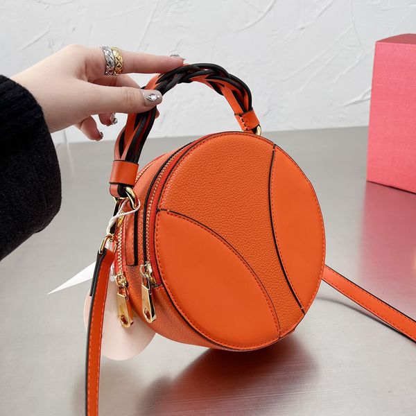 women totes handbags cross body shoulder bags luxurys designers combination famous capacity portable day 05
women totes handbags cross body shoulder bags luxurys designers combination famous capacity portable day 05
