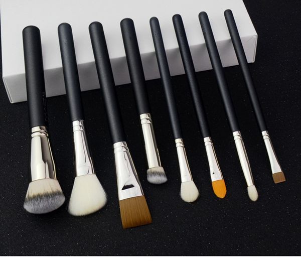 brand makeup brushesvarious models of various types of 168s 187 212 190 170 217 219 wiht opp bag packed with dhlh ship
brand makeup brushesvarious models of various types of 168s 187 212 190 170 217 219 wiht opp bag packed with dhlh ship