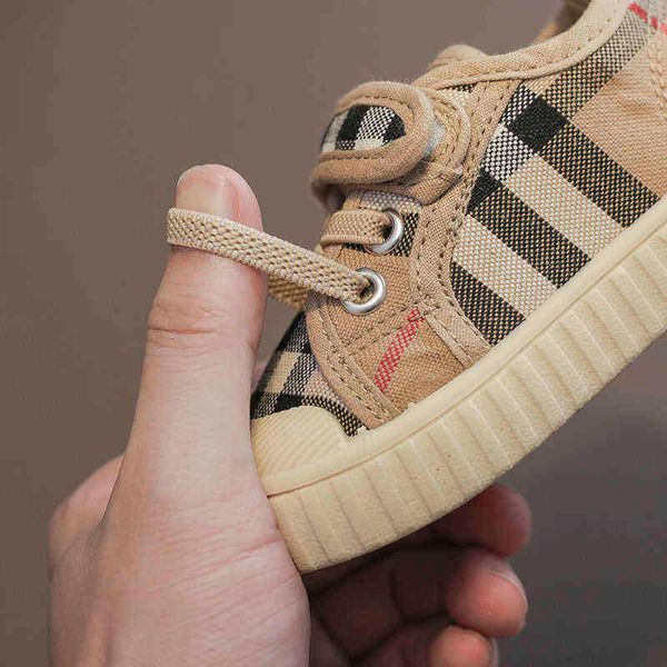 plaid children's camouflage canvas shoes spring and autumn boys' biscuit shoes girls' single shoes soft soled baby walking, Black;red
plaid children's camouflage canvas shoes spring and autumn boys' biscuit shoes girls' single shoes soft soled baby walking, Black;red