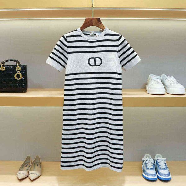 luxury brand clothes d home knitted dress 2022 summer new women's striped letter embroidered back button french skirt, Black;gray
luxury brand clothes d home knitted dress 2022 summer new women's striped letter embroidered back button french skirt, Black;gray