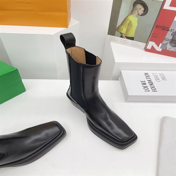 2021 coach classic short boots joker martin order imported leather knight whole soles soft and comfortable with high 4.5 cm si296h, Black
2021 coach classic short boots joker martin order imported leather knight whole soles soft and comfortable with high 4.5 cm si296h, Black