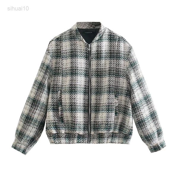 2022 women fashion small stand collar plaid print pilot jacket women jacket chic zipper jacket pocket vestidos mujer l220725, Black;brown
2022 women fashion small stand collar plaid print pilot jacket women jacket chic zipper jacket pocket vestidos mujer l220725, Black;brown