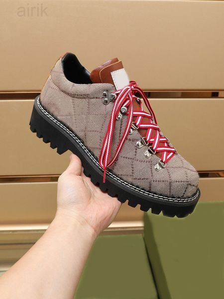 2023 design boots casual shoes designer sneakers brand flats for men women party lovers leather sneakers size 38-45, Black
2023 design boots casual shoes designer sneakers brand flats for men women party lovers leather sneakers size 38-45, Black