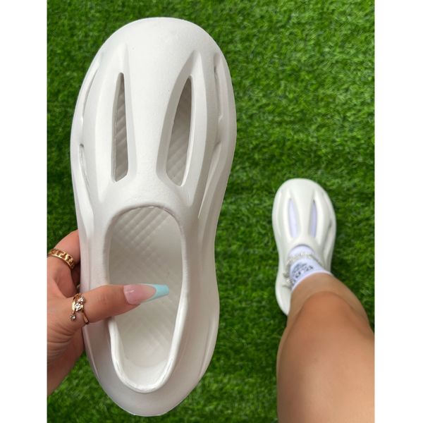 retail men and women designer sandals summer slides 2023 new fashion tide shoes, Black
retail men and women designer sandals summer slides 2023 new fashion tide shoes, Black