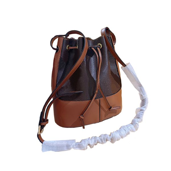bucket portable bag women simple and versatile armpit drawstring new large-capacity tide elegant classic style large capacity fashion should
bucket portable bag women simple and versatile armpit drawstring new large-capacity tide elegant classic style large capacity fashion should