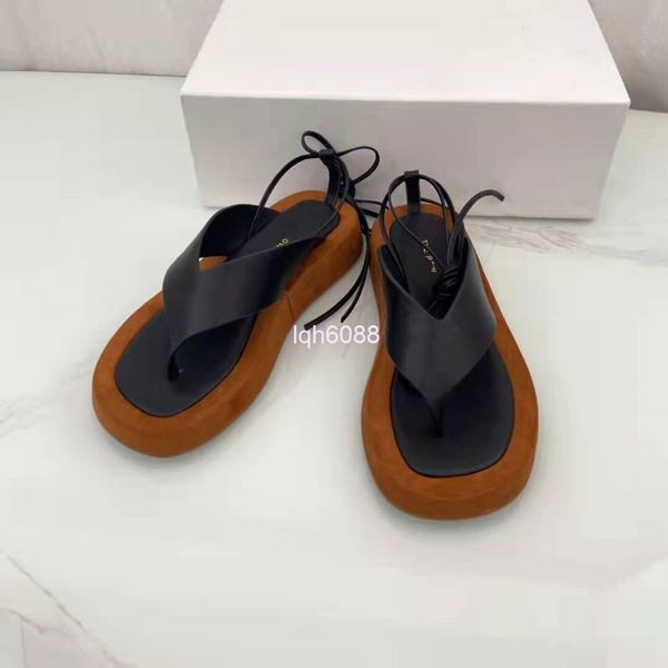 dress shoes the r herringbone slippers spring and summer thick bottom color matching clip toe tether casual women's shoes, Black
dress shoes the r herringbone slippers spring and summer thick bottom color matching clip toe tether casual women's shoes, Black