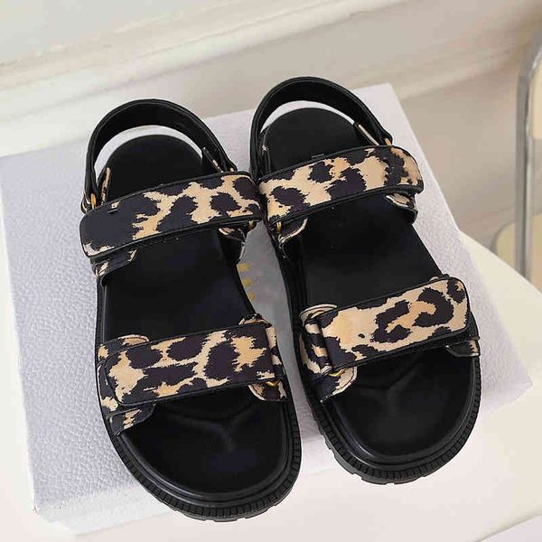 home sandals d fashionable women's sandals vintage shoes classic leopard print personalized design casual collocation summer, Black
home sandals d fashionable women's sandals vintage shoes classic leopard print personalized design casual collocation summer, Black