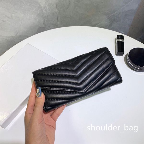 wallet card holder 2022 new style stylish designers genuine leather handle clutch luxury bags purses quilting women handbags ladies handbag, Red;black
wallet card holder 2022 new style stylish designers genuine leather handle clutch luxury bags purses quilting women handbags ladies handbag, Red;black