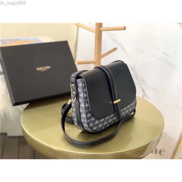 9a new faure le page fishscale cowhide single button pistol postman's bag single shoulder slung women's bag zlh b-002
9a new faure le page fishscale cowhide single button pistol postman's bag single shoulder slung women's bag zlh b-002