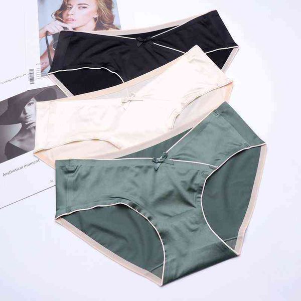 3pack summer smooth maidens satin ice silky underwear seamless comfortable nudies low-rise bottoms lingerie wholesale t220810, Black;pink
3pack summer smooth maidens satin ice silky underwear seamless comfortable nudies low-rise bottoms lingerie wholesale t220810, Black;pink