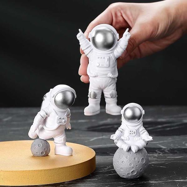 huiya01 3pcs figure astronaut action figure mini model anime figures home decoration accessories figurine astronaut doll toys for kids q0722
huiya01 3pcs figure astronaut action figure mini model anime figures home decoration accessories figurine astronaut doll toys for kids q0722