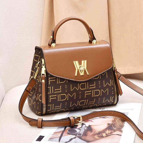 highest quality luxury one-shoulder female bag women's shoulder hand chain single shoulder handbags
highest quality luxury one-shoulder female bag women's shoulder hand chain single shoulder handbags