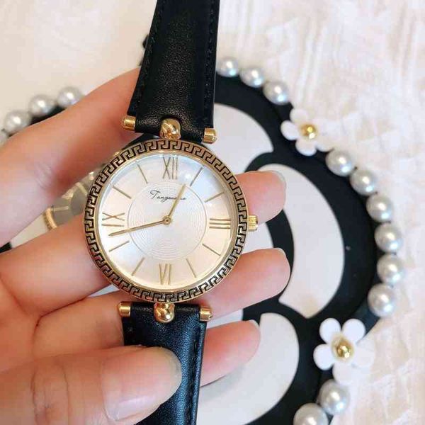 luxury womens watches ballon bleu mechanical wristwatch vm2n ballon tangsuosuo temperament new imported movement first layer cow leather str, Slivery;golden
luxury womens watches ballon bleu mechanical wristwatch vm2n ballon tangsuosuo temperament new imported movement first layer cow leather str, Slivery;golden