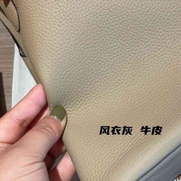 designer handbag h bags 2023 adian layer tog grain leather elephant grey vegetable basket versatile casual one shoulder hand liftbirkins
designer handbag h bags 2023 adian layer tog grain leather elephant grey vegetable basket versatile casual one shoulder hand liftbirkins