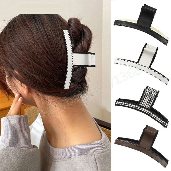 elegant ladies small fragrance pu leather hair clip fashion temperament headdress acrylic hair claw hair accessories, Slivery;white
elegant ladies small fragrance pu leather hair clip fashion temperament headdress acrylic hair claw hair accessories, Slivery;white