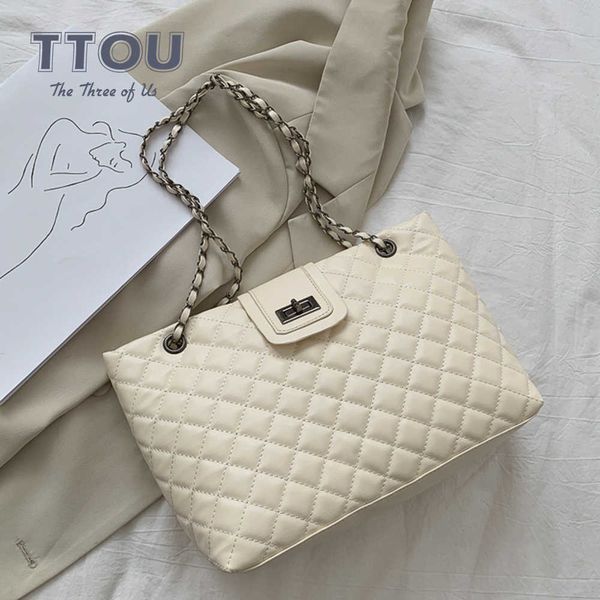 designer chess large capacity luxury designed women handbags chain female shoulder bag solid color crossbody messenger
designer chess large capacity luxury designed women handbags chain female shoulder bag solid color crossbody messenger
