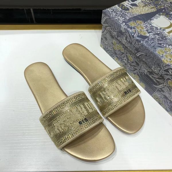 2022 new designer men & women sandal flat slipper fashion shinning twinkling summer heel slippers slides flip flops womens daily commuting s, Black
2022 new designer men & women sandal flat slipper fashion shinning twinkling summer heel slippers slides flip flops womens daily commuting s, Black