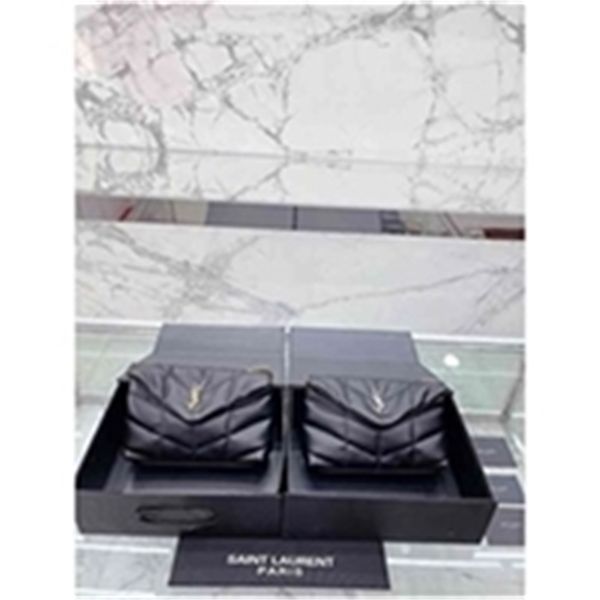 designer small / uffer small black quilted lamb skin full set folding box ackaging the luxury women's bags
designer small / uffer small black quilted lamb skin full set folding box ackaging the luxury women's bags
