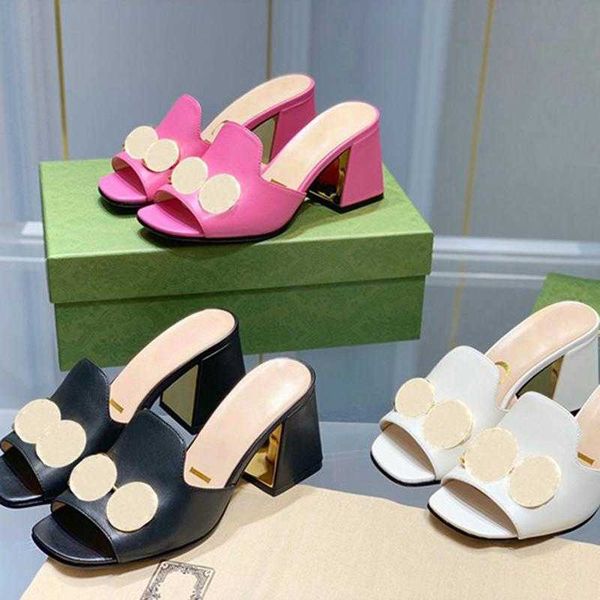 2021 highs heeleds slipper female fashion designer slide black and white shoes sandals wear resistant sole women sandal high heeled slippers
2021 highs heeleds slipper female fashion designer slide black and white shoes sandals wear resistant sole women sandal high heeled slippers