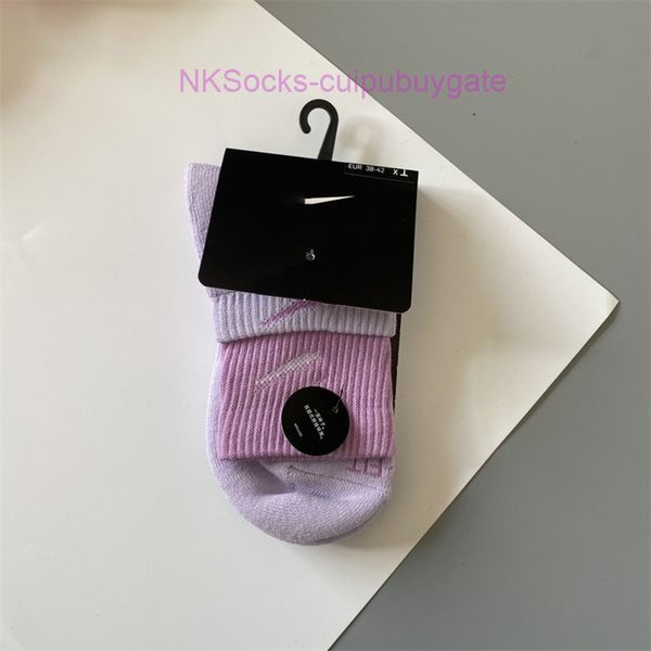 classic men fashion socks hook brand color stitched men's women's long tube sports training sock street couple middle tubes luxury, Black
classic men fashion socks hook brand color stitched men's women's long tube sports training sock street couple middle tubes luxury, Black