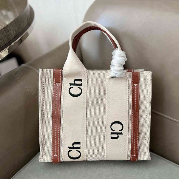 3aclassic style plain letter famous designer bags shopping lady fashion handbags beach package cool women luxury coin purse gift evening lar, Red;black
3aclassic style plain letter famous designer bags shopping lady fashion handbags beach package cool women luxury coin purse gift evening lar, Red;black