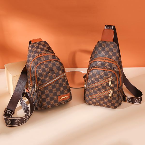 men chest bags luxury designer plaid leather shoulder crossbody bag fashion business male small zipper sling chest pack women handbags
men chest bags luxury designer plaid leather shoulder crossbody bag fashion business male small zipper sling chest pack women handbags