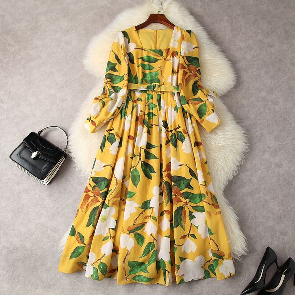 european and american women's wear spring 2022 new yellow printed belt square collar and long sleeves fashion pleated dress, Black;gray
european and american women's wear spring 2022 new yellow printed belt square collar and long sleeves fashion pleated dress, Black;gray