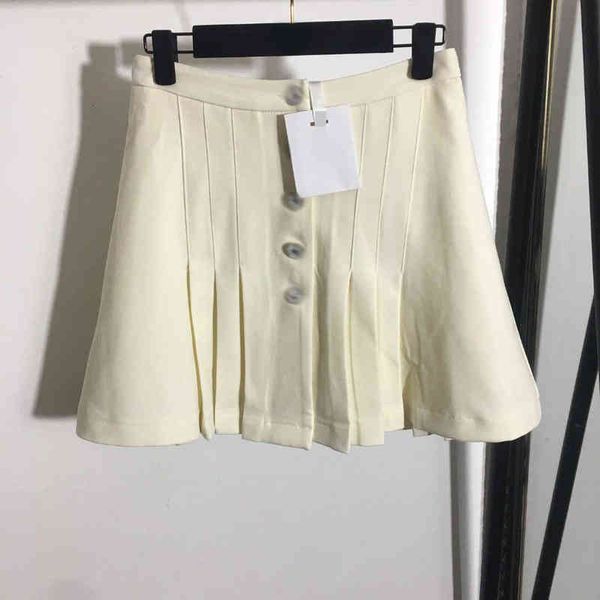parisian style new fashion temperament pentagram letter single breasted high waist a-shaped short skirt, Black
parisian style new fashion temperament pentagram letter single breasted high waist a-shaped short skirt, Black